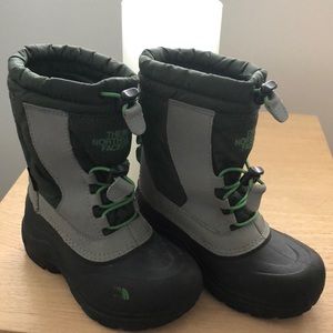 The North Face boys snow boots